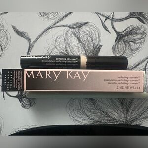 Mary Kay Perfecting Concealer